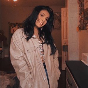 Meet your Posher, Magali